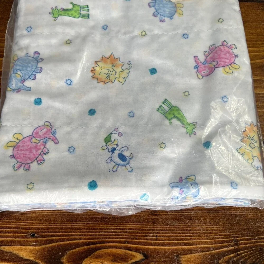 VTG Carter’s Curtain Valance Jungle Elephants Lions Giraffes 21.25”x90” NOS